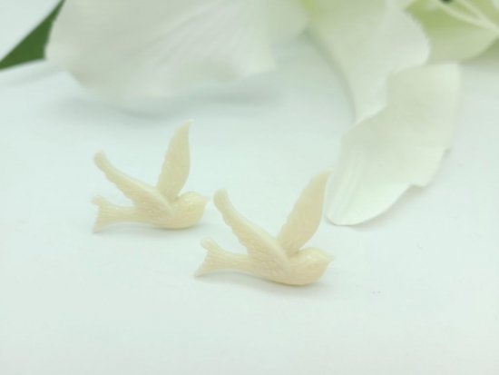 Preview: Schwalben Motiv Ohrstecker